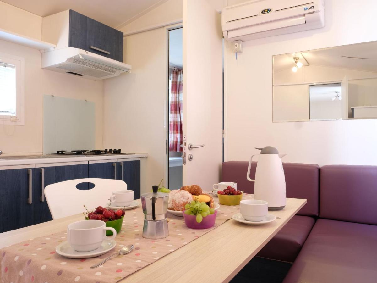 Holiday Home Camping Thurium By Interhome Marina di Schiavonea Eksteriør bilde